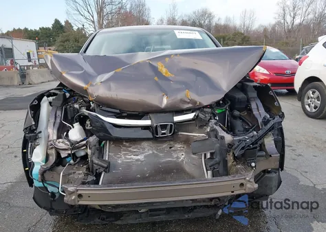 2016 Honda Cr-V Se z USA, uszkodzony, nr VIN 2HKRM3H43GH507461